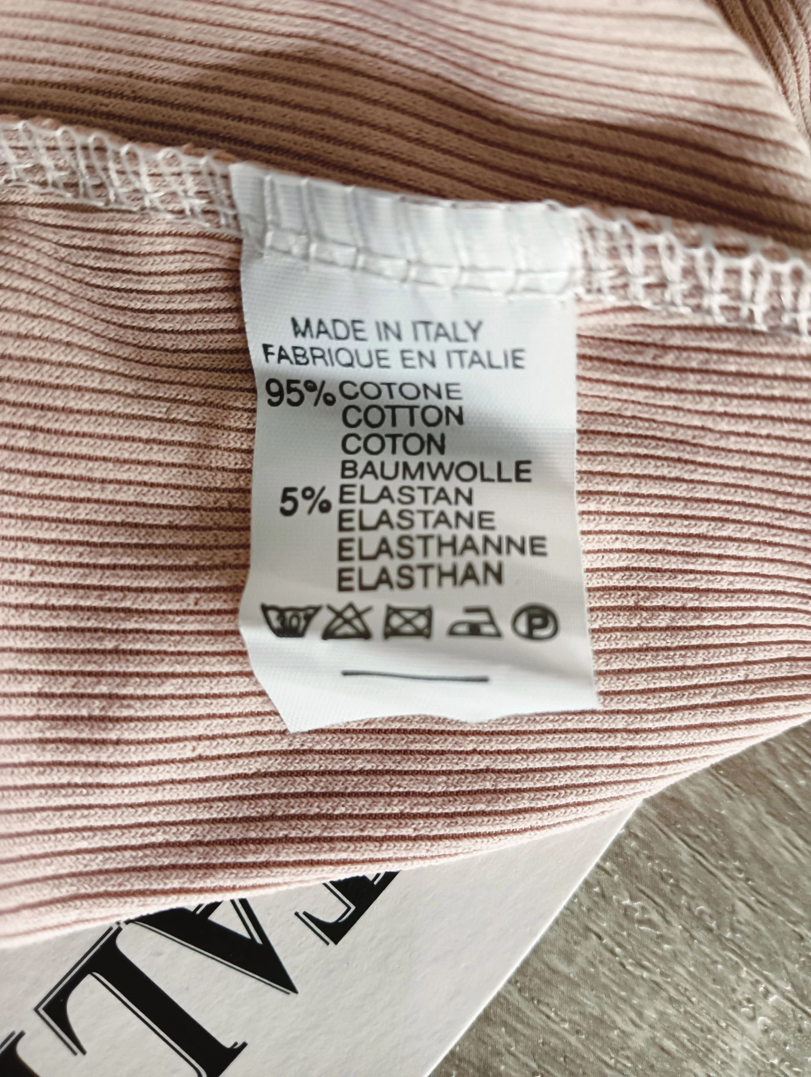 Pink Ruffle Sleeves Top - New with Tag - Made in Italy – photo 2